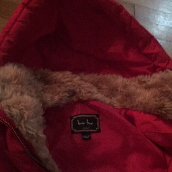 🧣 - Picture 3 of 3